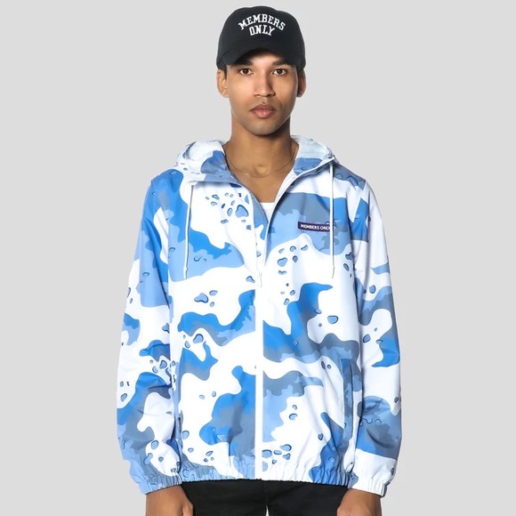 MEMBERS ONLY ❄️ Blue Camo Windbreaker - Picture 1 of 16